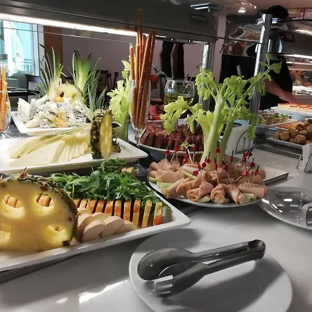 酒店 Bilyana 内塞伯尔