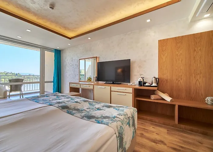 Hotell Bilyana Hotel- Adults Only