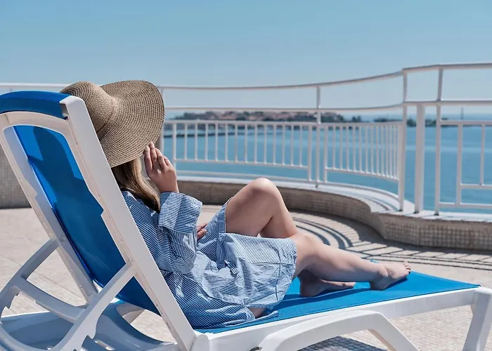 Hotell Bilyana Hotel- Adults Only