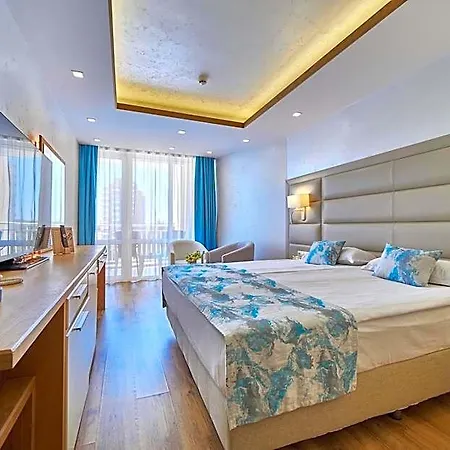 호텔 Bilyana Hotel- Adults Only 4*