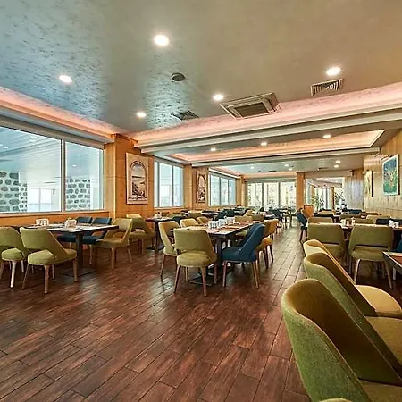ホテル Bilyana Hotel- Adults Only 4*